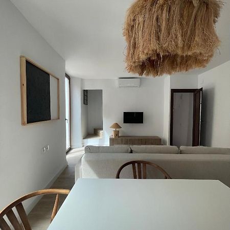 Carmela Apartment. อัลมูเญการ์ ภายนอก รูปภาพ