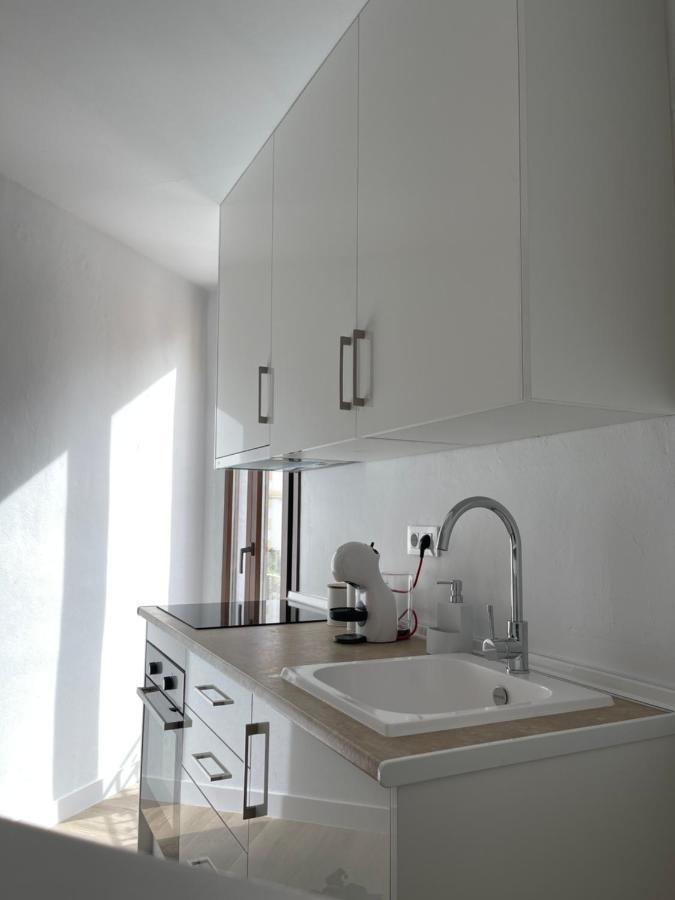 Carmela Apartment. อัลมูเญการ์ ภายนอก รูปภาพ