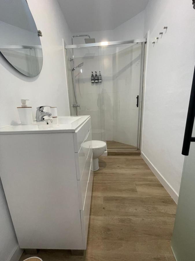 Carmela Apartment. อัลมูเญการ์ ภายนอก รูปภาพ