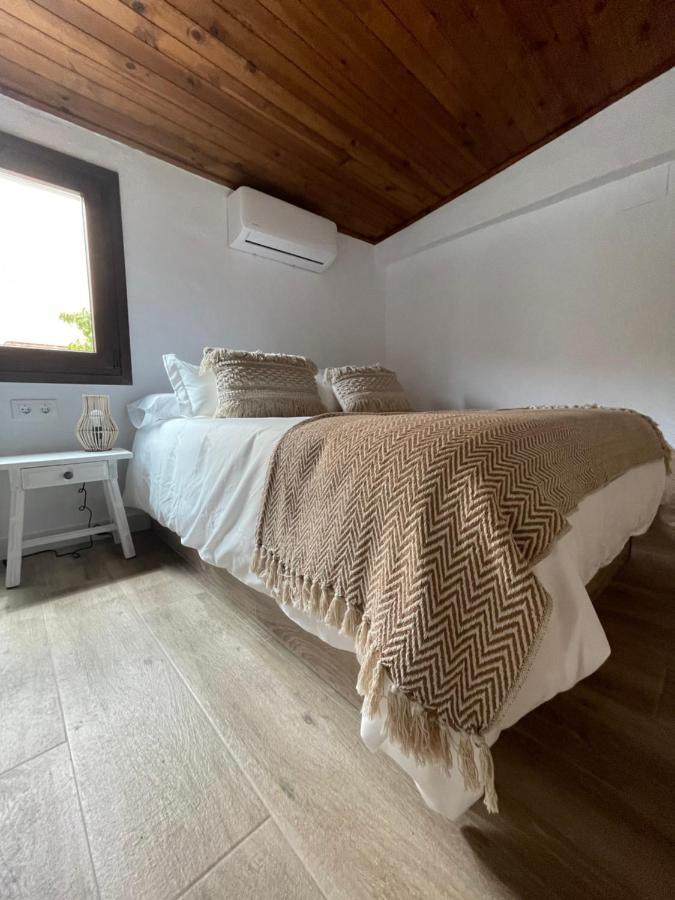 Carmela Apartment. อัลมูเญการ์ ภายนอก รูปภาพ