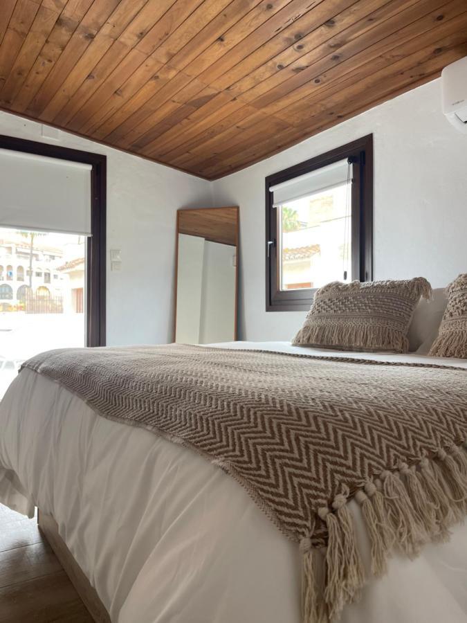 Carmela Apartment. อัลมูเญการ์ ภายนอก รูปภาพ